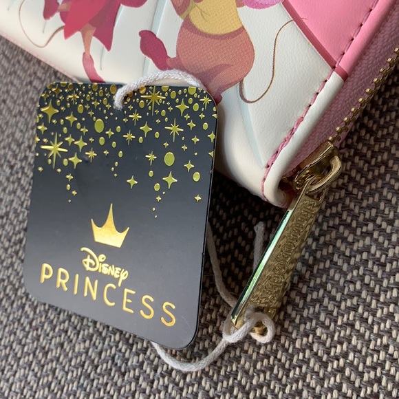 Loungefly x Disney Cinderella Bow Wallet - Picture 5 of 14